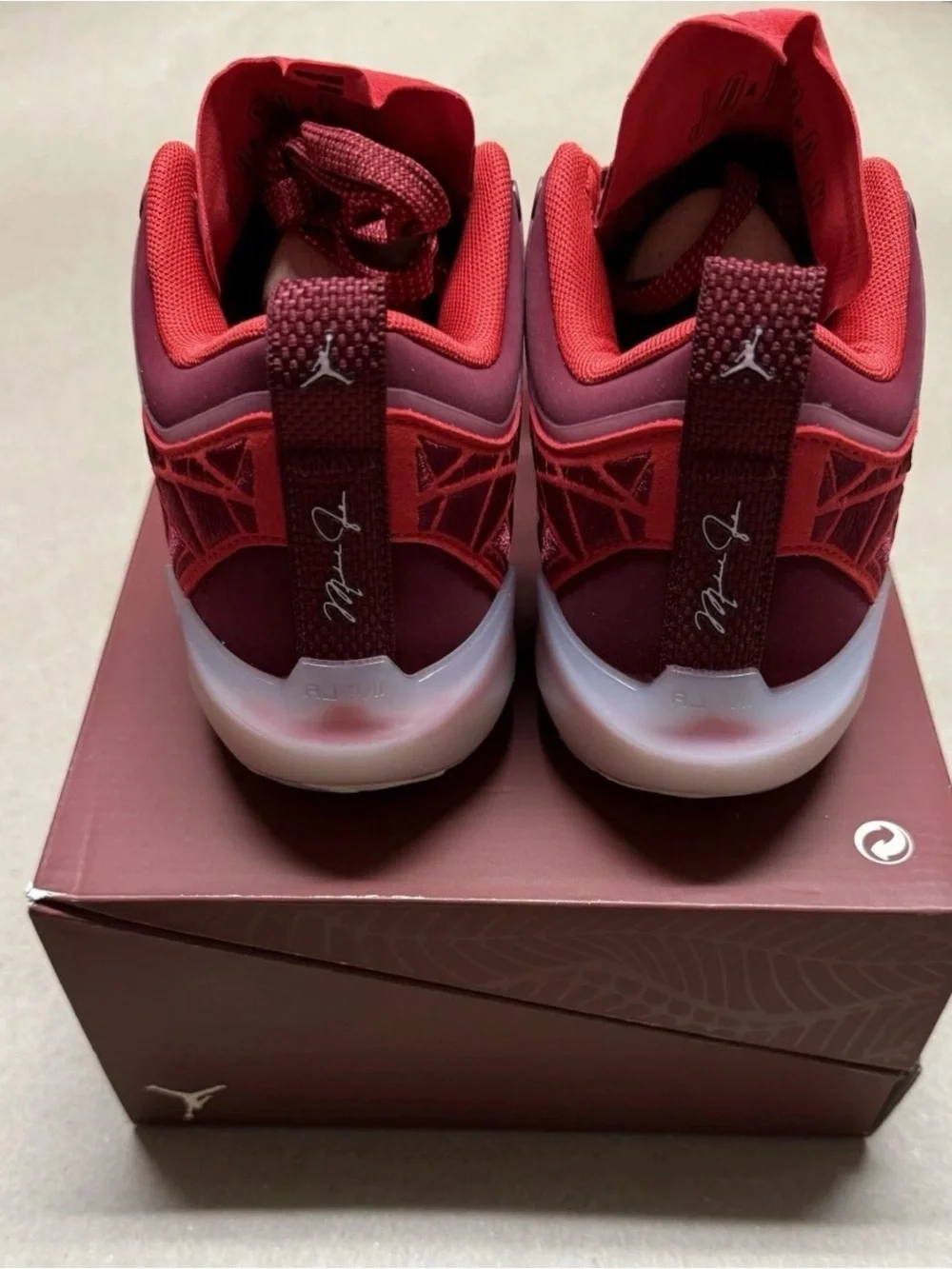 Nike Air Jordan 37 Low Lift Up Women’s size 5.5 Basketball Shoes NEW!